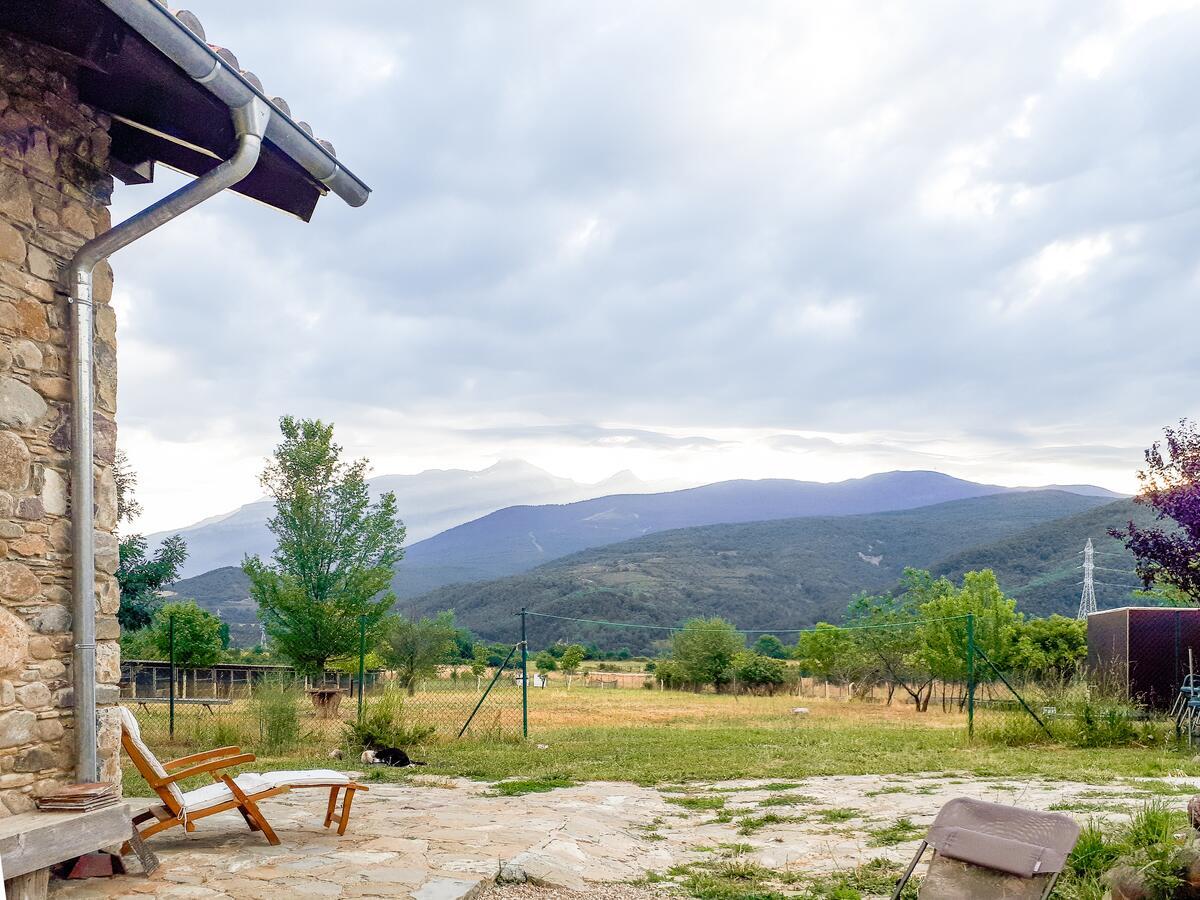 Albergue A'Noguera Castiello de Jaca Exterior photo