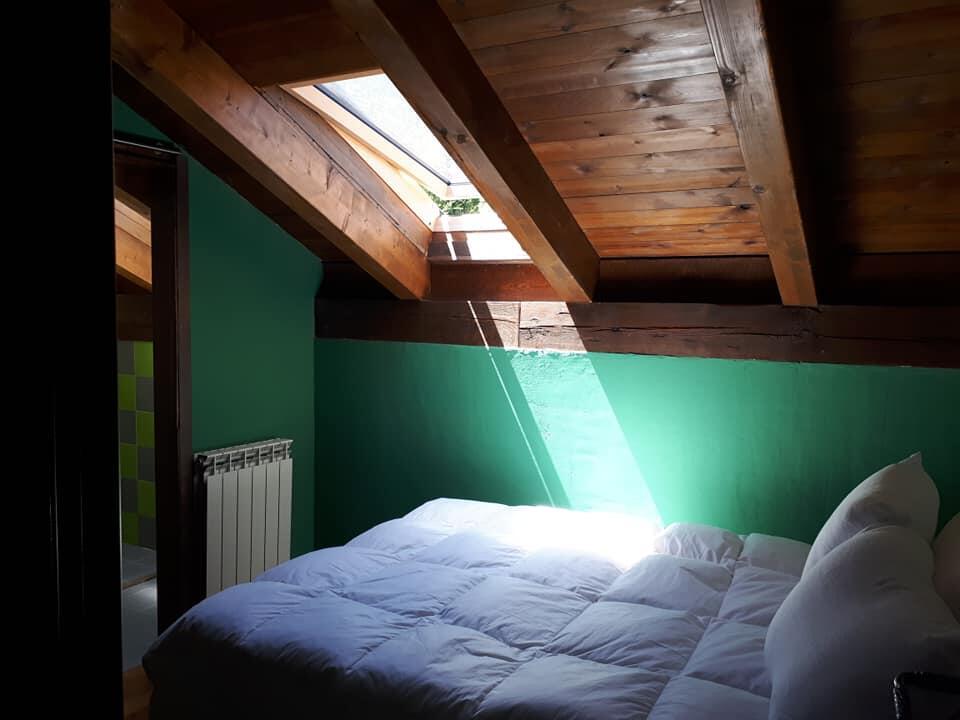 Albergue A'Noguera Castiello de Jaca Exterior photo
